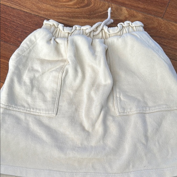 Zara White Mini A-line Skirt with Cargo Style - Picture 3 of 6